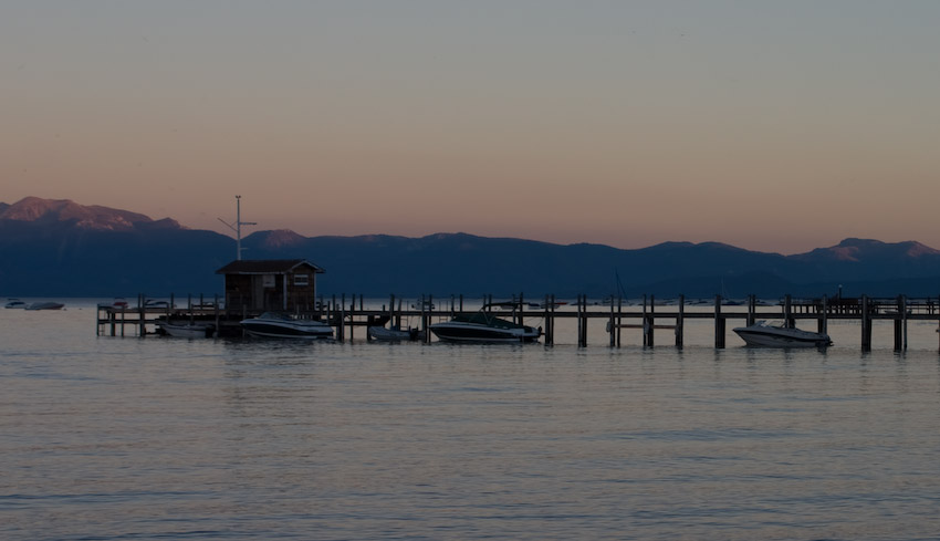 1/40 sec at f / 7.1 with 55.0-200.0 mm on 55 mm using ISO 100 