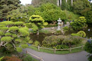  18.0-55.0 mm at 18 mm using ISO 200 exposed at 1/100 sec at f / 8.0